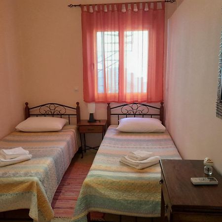 Omorfi Poli 120 Sqm Apartment Nafplion Exteriör bild
